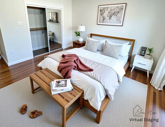 Building Photo - Sunlit 3-Bed, 2-Bath Home Steps from Balbo...