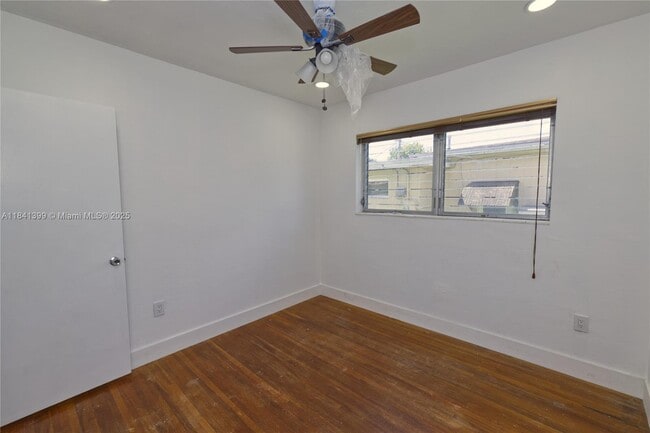 Building Photo - 1411 SW 82nd Ct