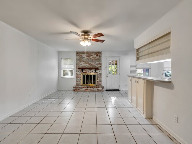 Building Photo - 15443 W Willowwind Cir