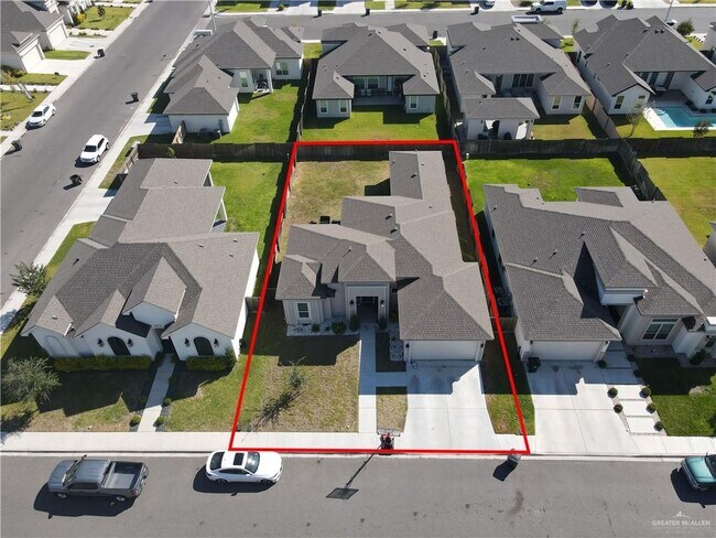 Building Photo - 20 Yarrow St