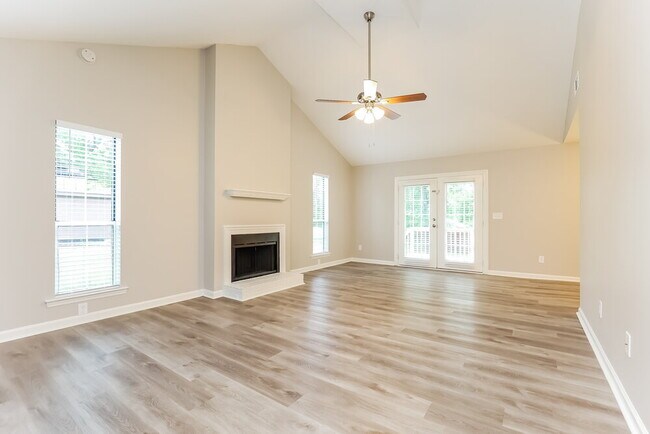 Building Photo - 214 Merritt Dr