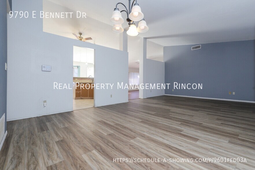 Building Photo - 9790 E Bennett Dr