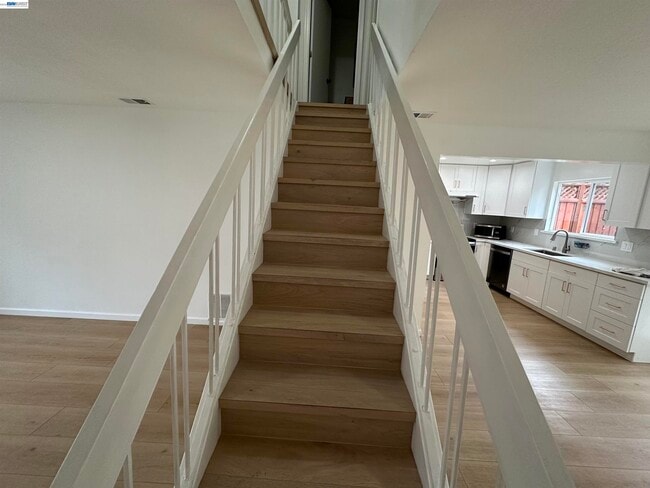 Building Photo - 157 El Dorado Common