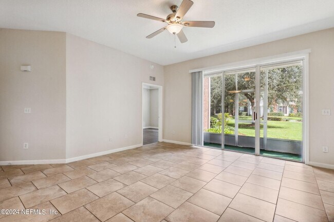 Building Photo - 785 Oakleaf Plantation Pkwy