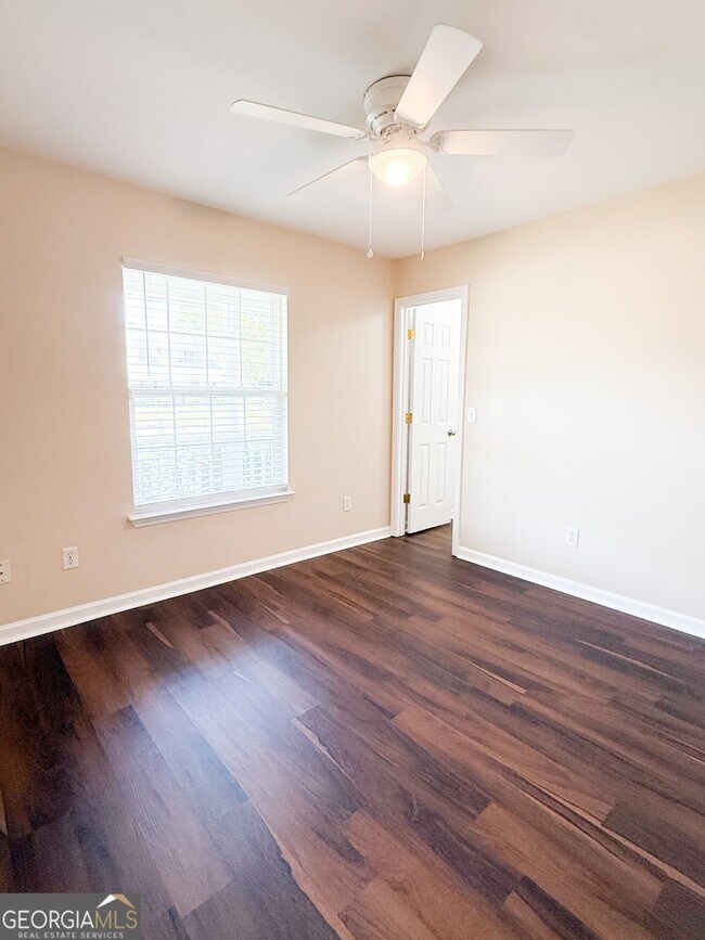 Building Photo - 105 Snapper Ct