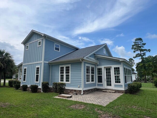 Building Photo - 600 Waterbridge Boulevard