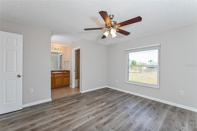 Building Photo - 2709 W Covington Dr