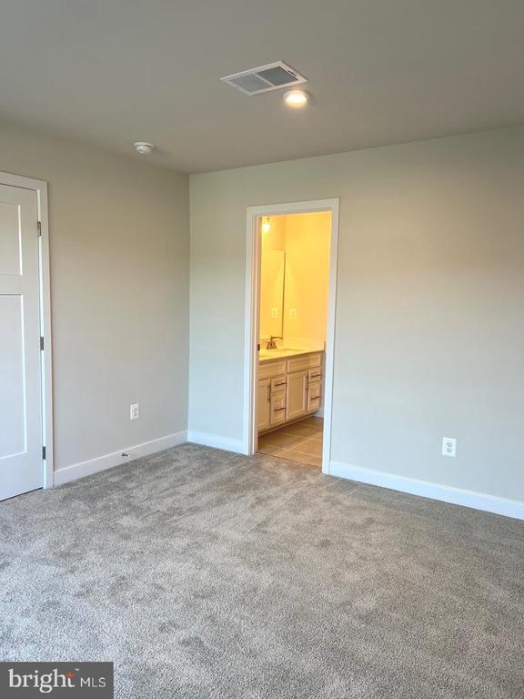 Building Photo - 4308 Ellipse Ter