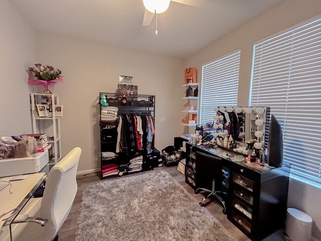 Building Photo - Bonus Loft and Basement!