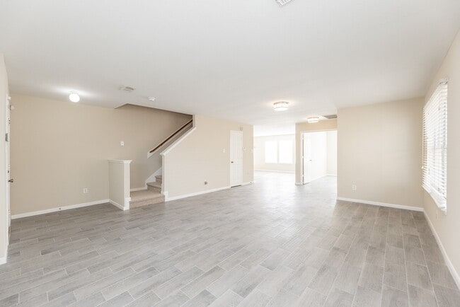 Building Photo - 15831 Crooked Arrow Dr