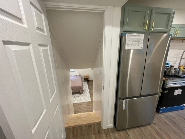 Hallway - 6010 Riggs Rd