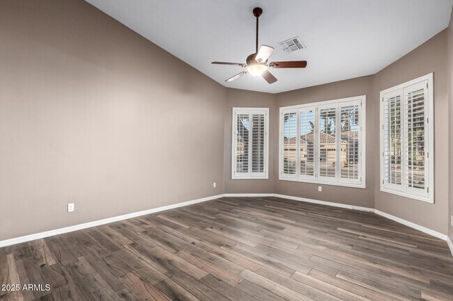 Building Photo - 6401 W Orchid Ln