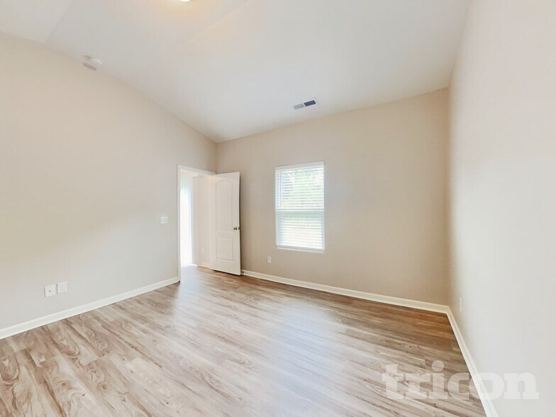 Building Photo - 7138 Cuddington Dr