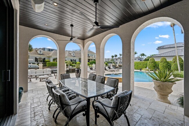 Building Photo - 7474 NE Bay Cove Ct