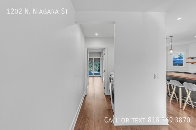 Building Photo - 1202 N Niagara St