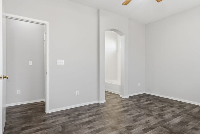Building Photo - 2529 Rainbow Cactus Ct