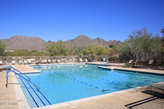 Building Photo - 10354 E Raintree Dr