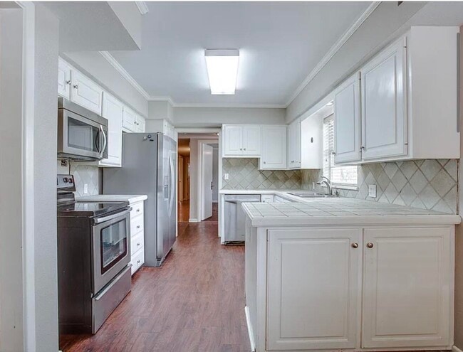 Building Photo - 3604 24th St