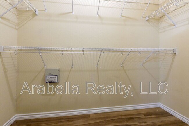 Building Photo - 2832 Berry Trace