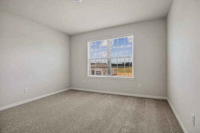 Building Photo - 25519 Blooming Hazel Dr