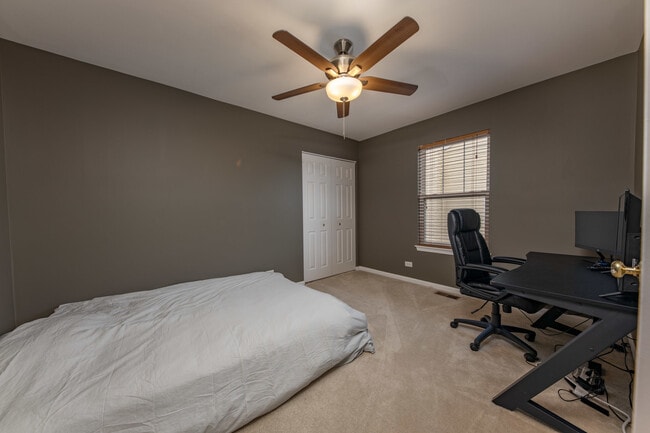 Building Photo - 2192 Fescue Dr