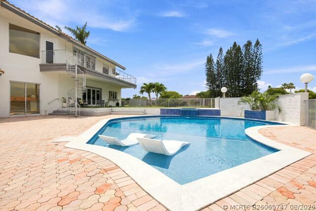 Building Photo - 8709 Banyan Ct