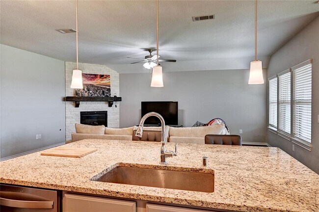 Building Photo - 23847 Northwood Terrace Ln