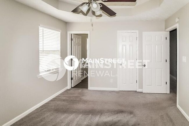 Building Photo - 3 Bedroom Pet-Friendly Home in Stockbridge, GA with Main Street Renewal