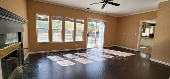 Building Photo - 5054 E Eastview Dr