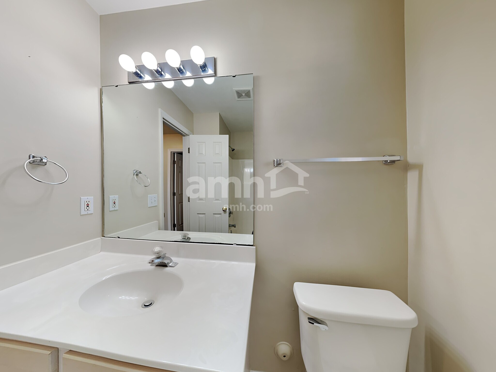 Building Photo - 3702 Tuxford Ln