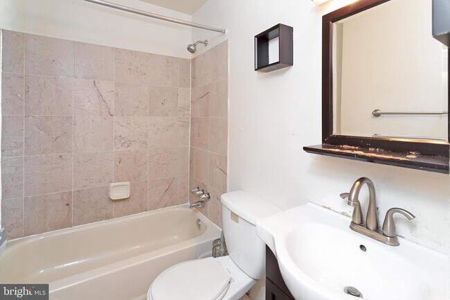 Building Photo - 1213 12th St NW