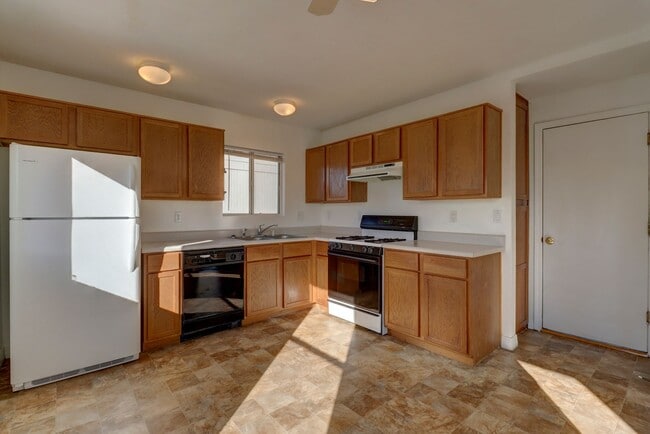 Building Photo - Home for Rent in Prescott Valley.