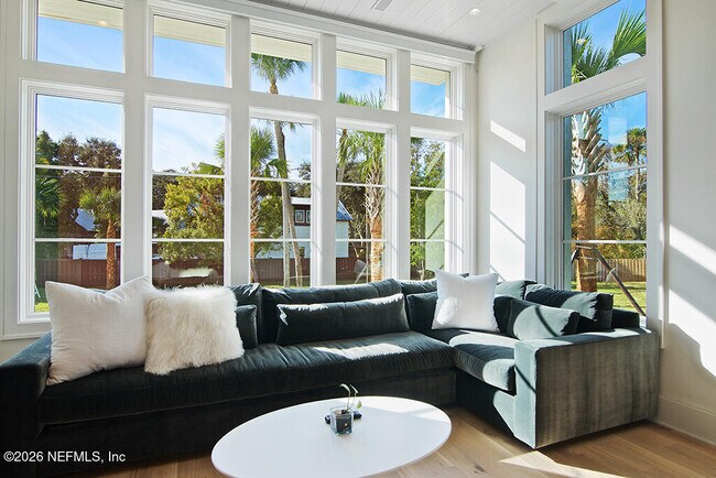 Building Photo - 1251 Selva Marina Cir