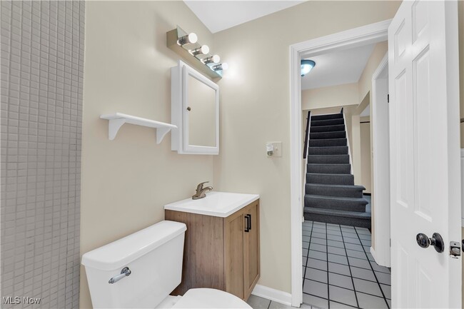 Building Photo - 1721 Tuxedo Ave