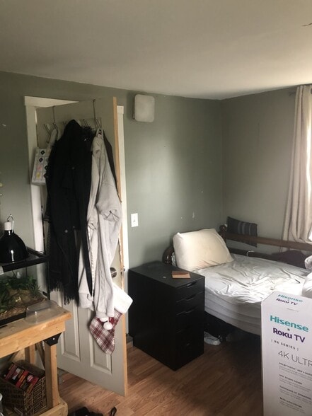 Building Photo - 64 Franklin Ave