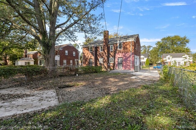 Building Photo - 10842 Nottingham Rd