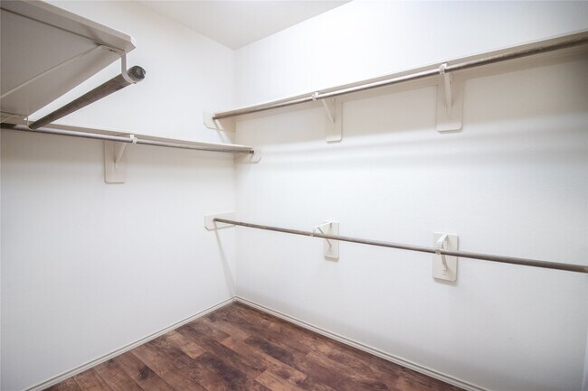 Building Photo - 20514 Chatfield Bend Way