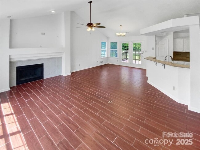 Building Photo - 6614 Flat Creek Dr