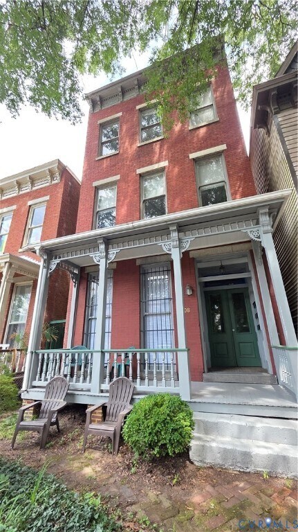 Primary Photo - 408 W Marshall St