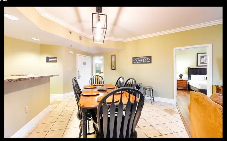 Building Photo - 215 Woliss Ln