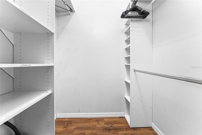 Building Photo - 8601 Cavendish Dr