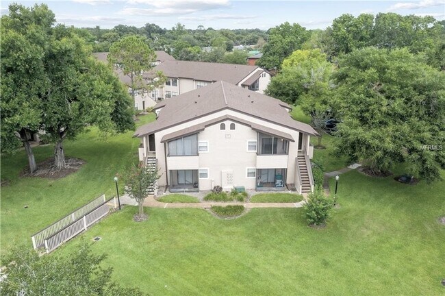 Building Photo - Beautiful Winter Park 2/2 Condo on the first floor x Rent in front of Full Sail !