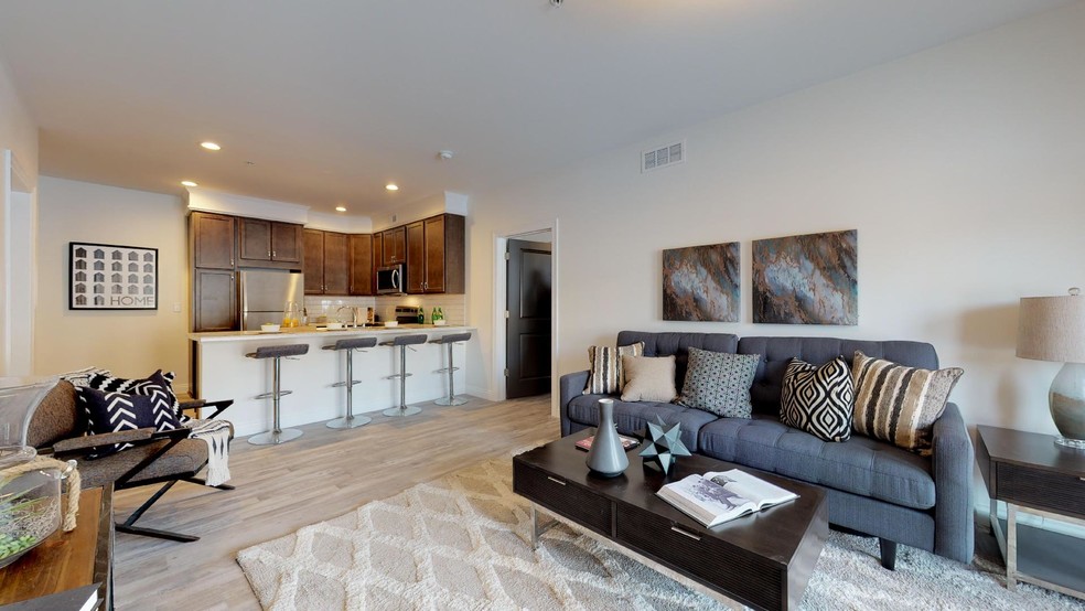 Building Photo - 1001 Russell Blvd