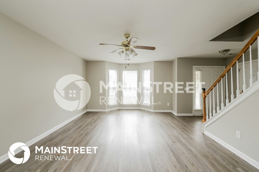 Building Photo - 5511 Grapevine Ct