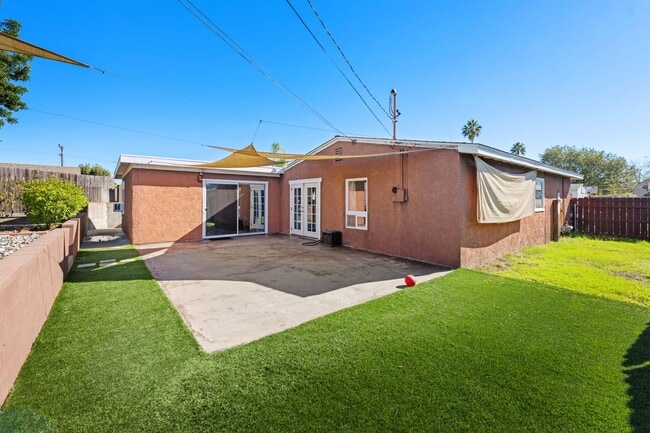 Building Photo - Charming single story in Clairemont
