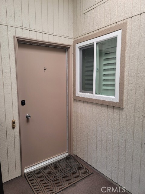Building Photo - 2185 Via Mariposa W