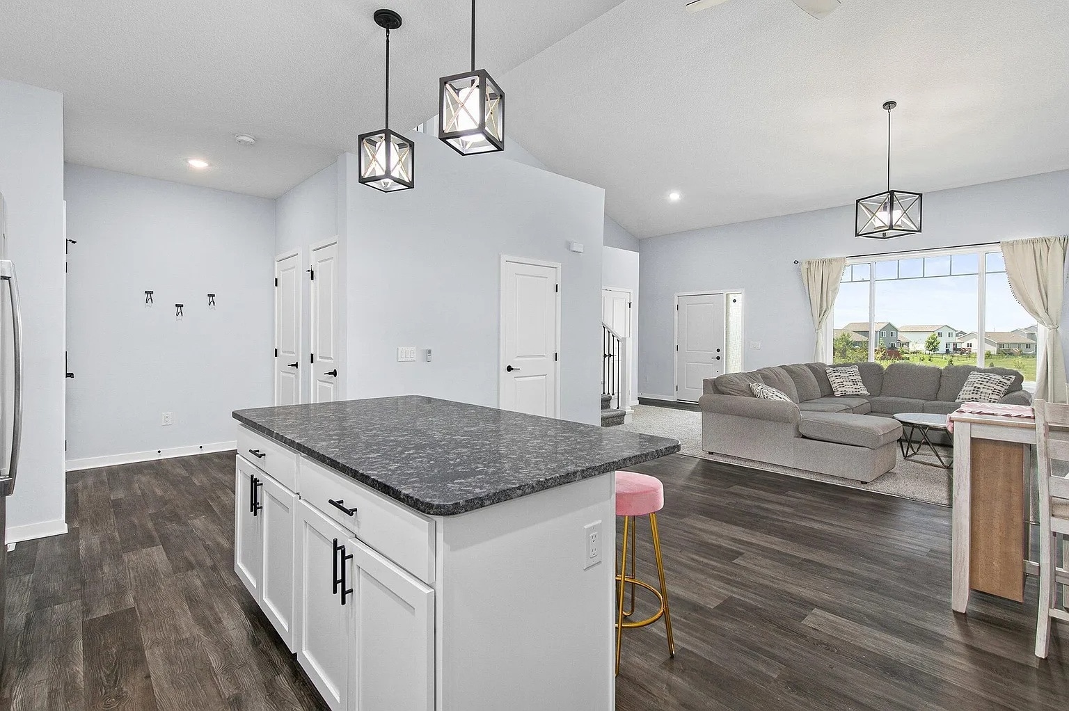 Building Photo - 481 10th St