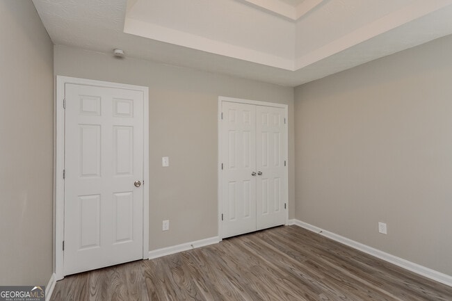 Building Photo - 10 Zebulon Pl