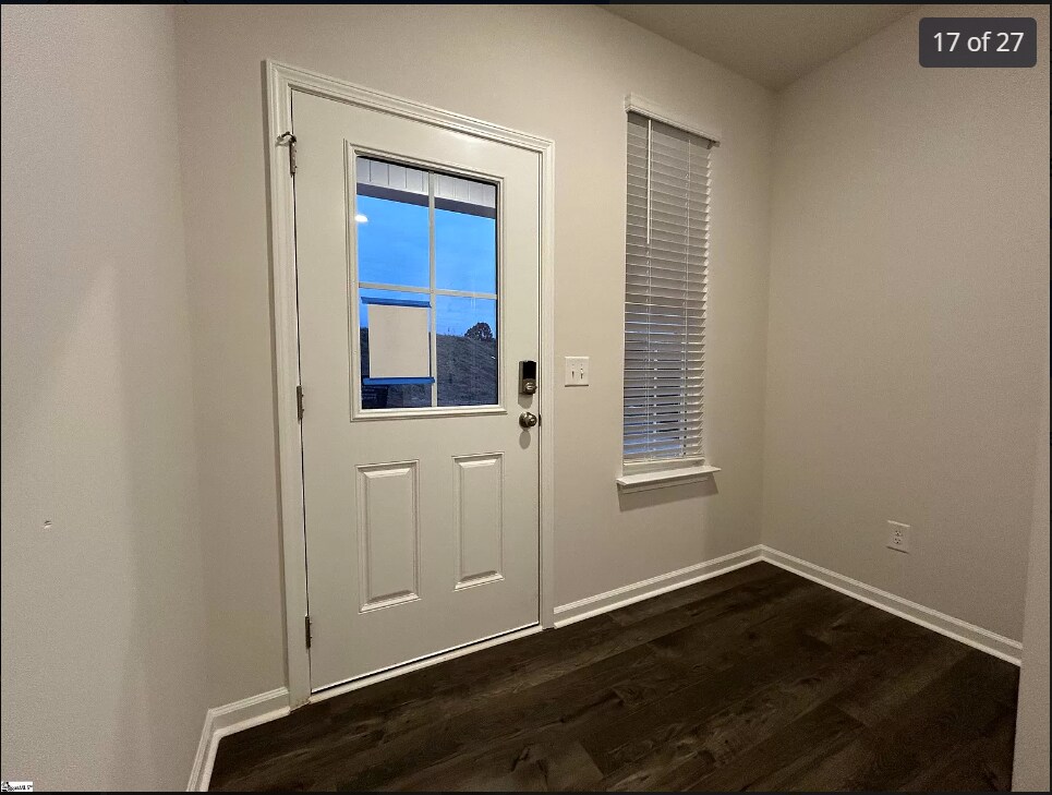 Building Photo - 3062 Hillgate Trl