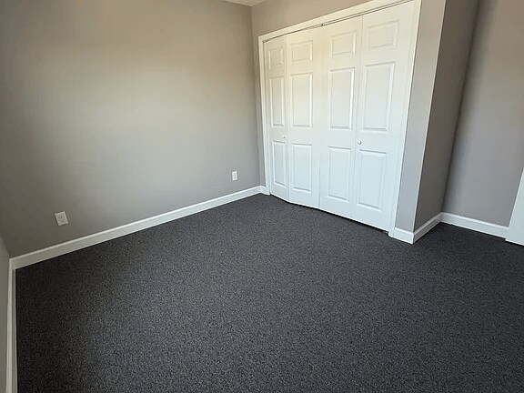 Building Photo - 211 Sollers Point Rd